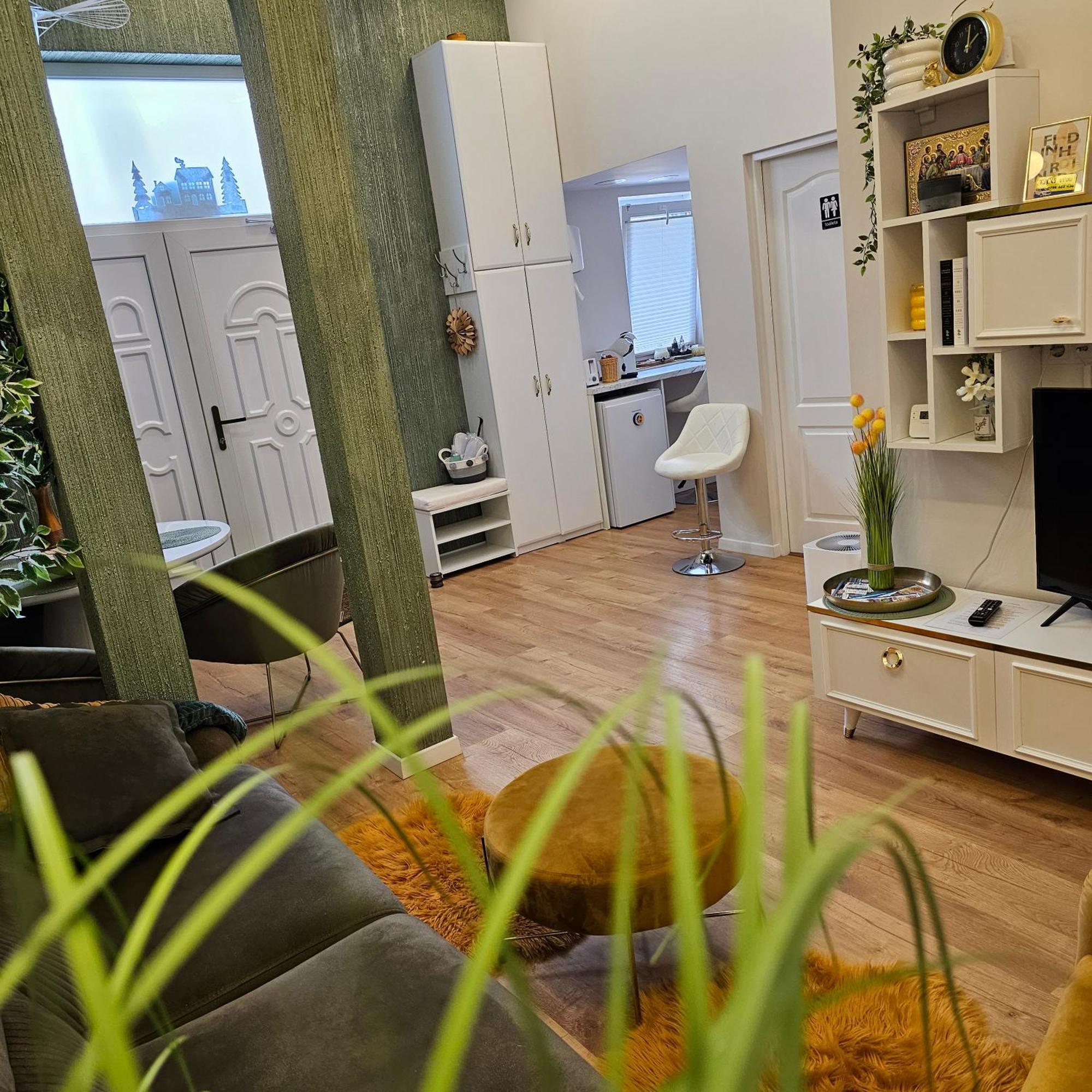 M Apartment